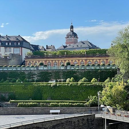Castle View Living 1 - Best Apartment In Weilburg Luaran gambar