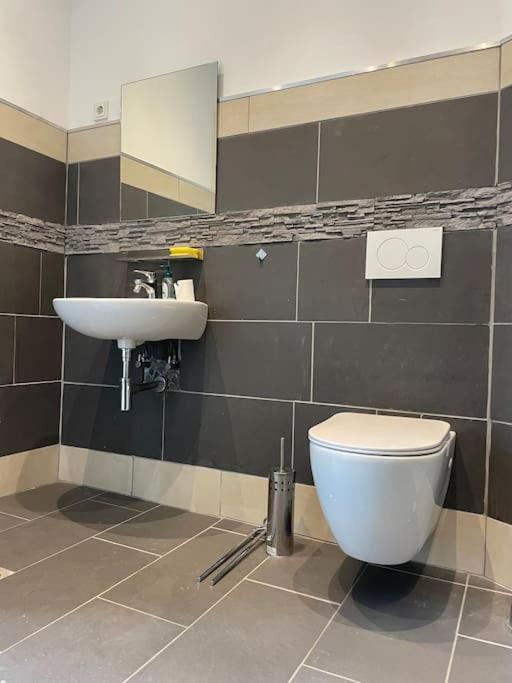 Castle View Living 1 - Best Apartment In Weilburg Luaran gambar